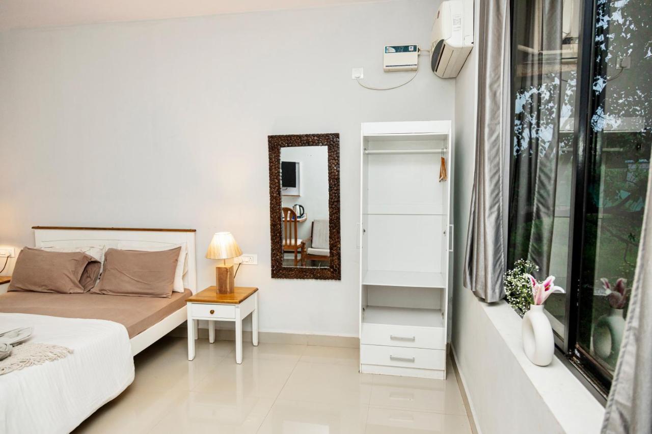 Hotel Fourteen Pods By The Sea Morjim Exterior foto